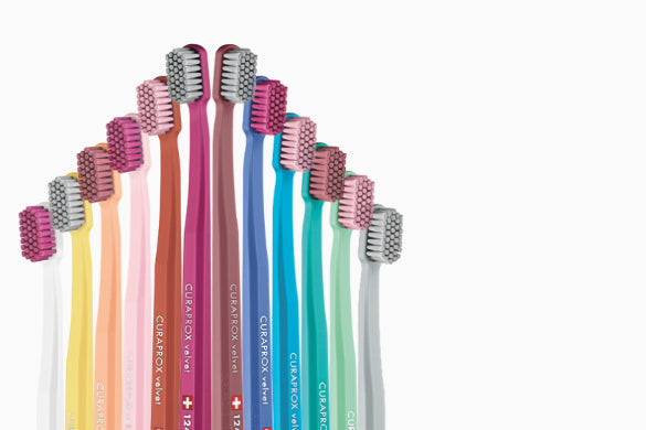 Toothbrush Velvet 12460 by Curaprox